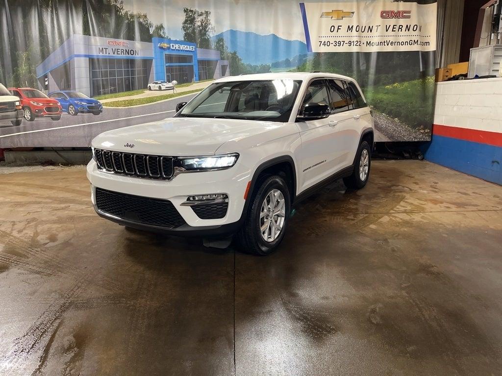 2023 Jeep Grand Cherokee Photo in Mount Vernon, OH 43050