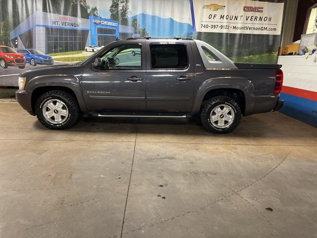 2010 Chevrolet Avalanche 1500 Photo in Mount Vernon, OH 43050