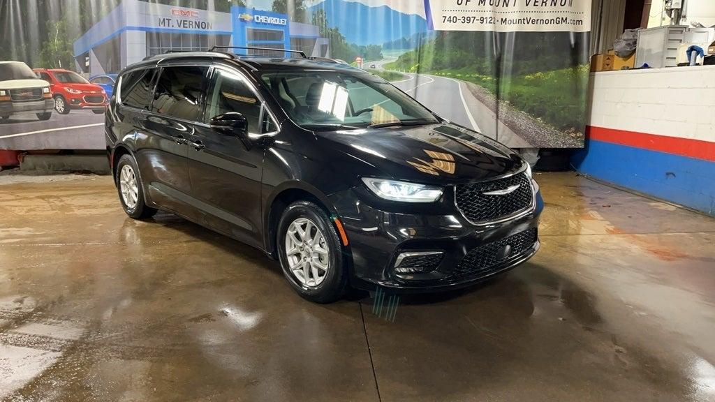 2022 Chrysler Pacifica Photo in Mount Vernon, OH 43050